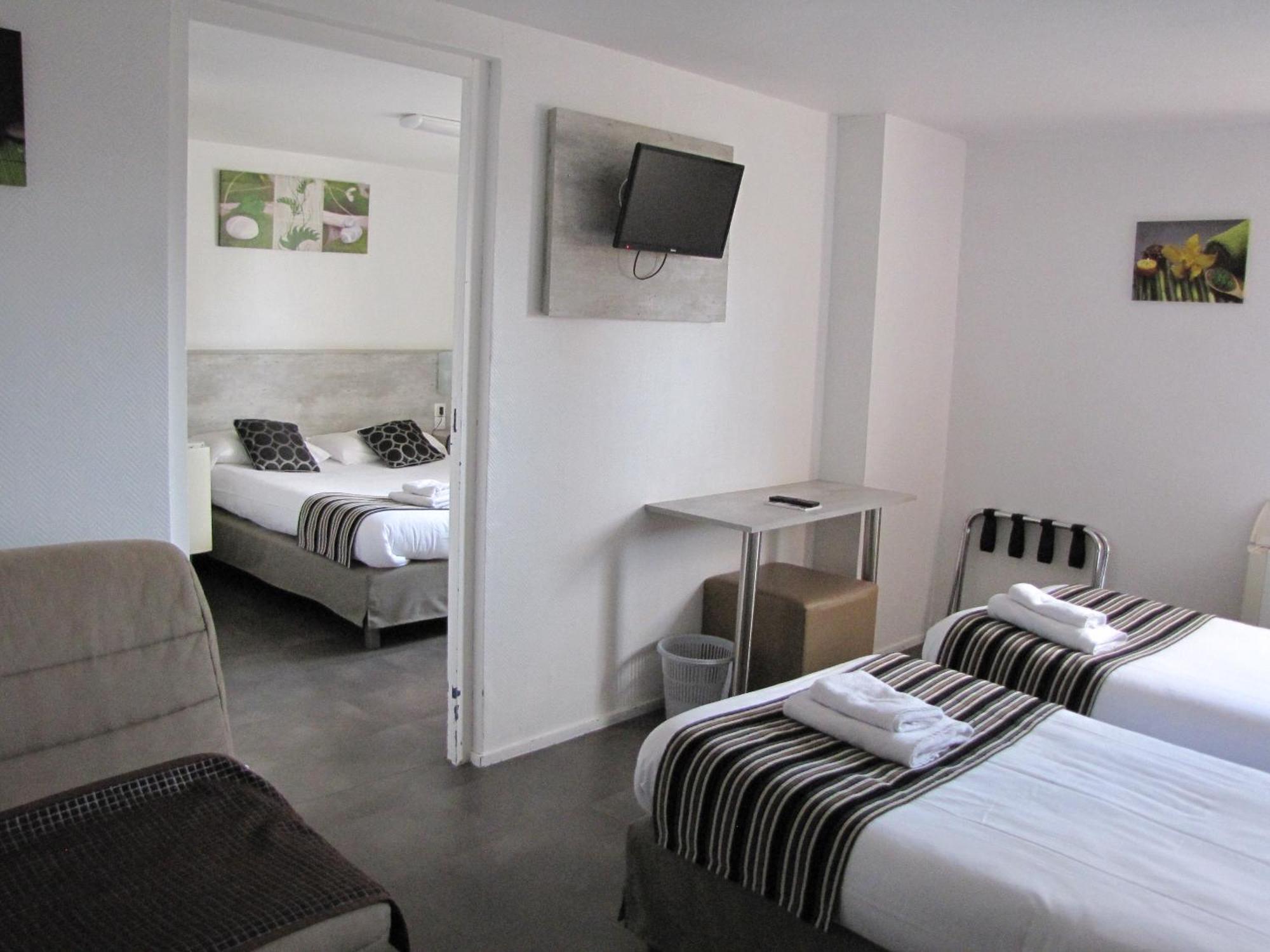 Brit Hotel Bosquet Carcassonne Cite Buitenkant foto